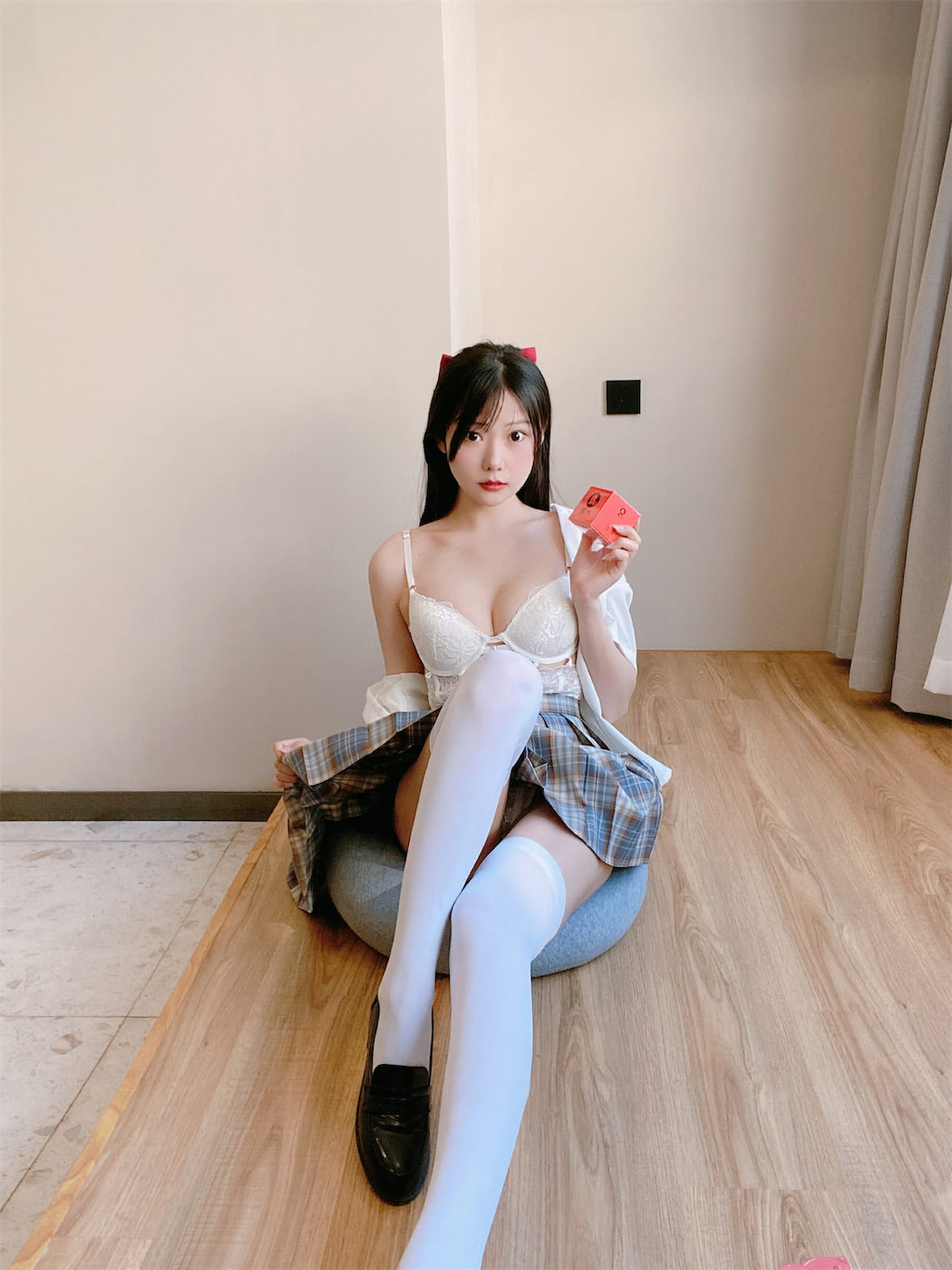 香草喵露露 大象JK格子裙30图(香草可露露)插图
