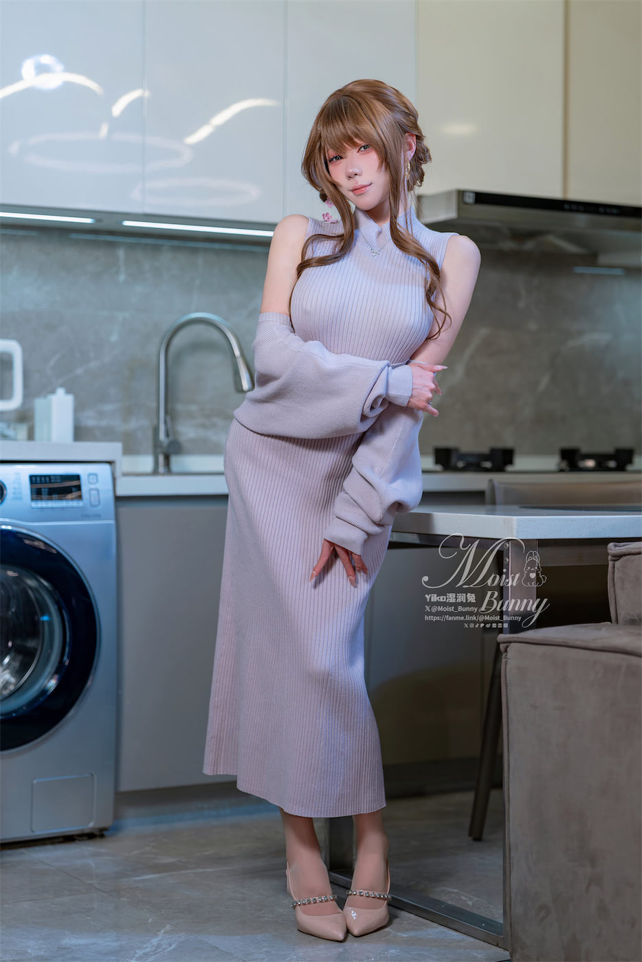 咬一口兔娘 在丈夫身边111图3视频(咬一口兔娘 在线 萌)插图5