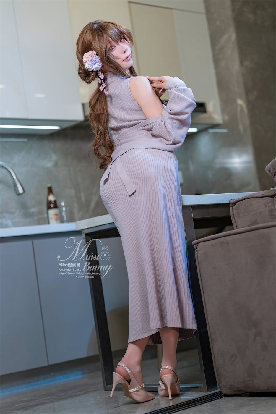 咬一口兔娘 在丈夫身边111图3视频(咬一口兔娘 在线 萌)插图6