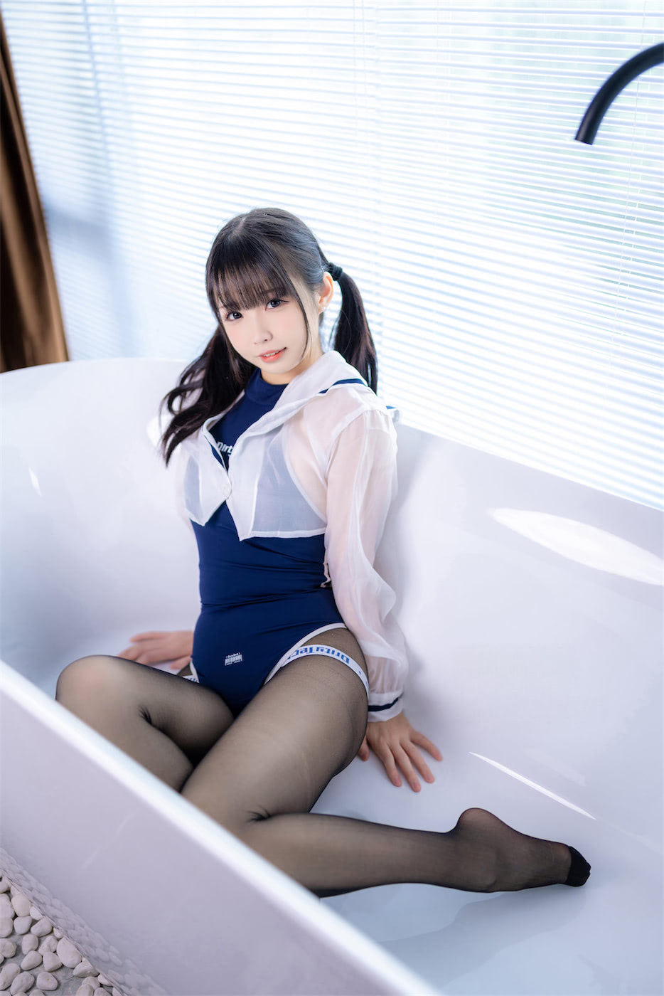 十万珍吱伏特 碧波浴缸死库水68图(十万珍吱伏特图集)插图