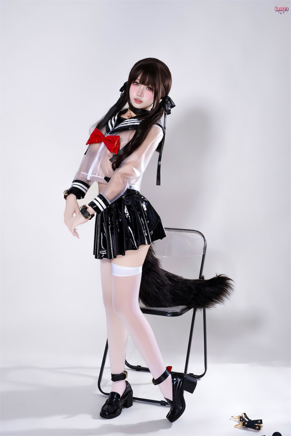 柒柒要乖哦 兽尾透明JK112图1视频(柒柒要乘哦微博)插图