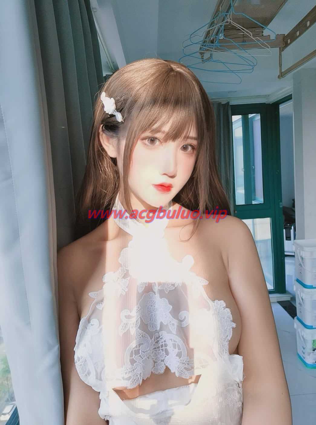三度_69白色旗袍55图3视频(白色旗袍穿出来有多美)插图2