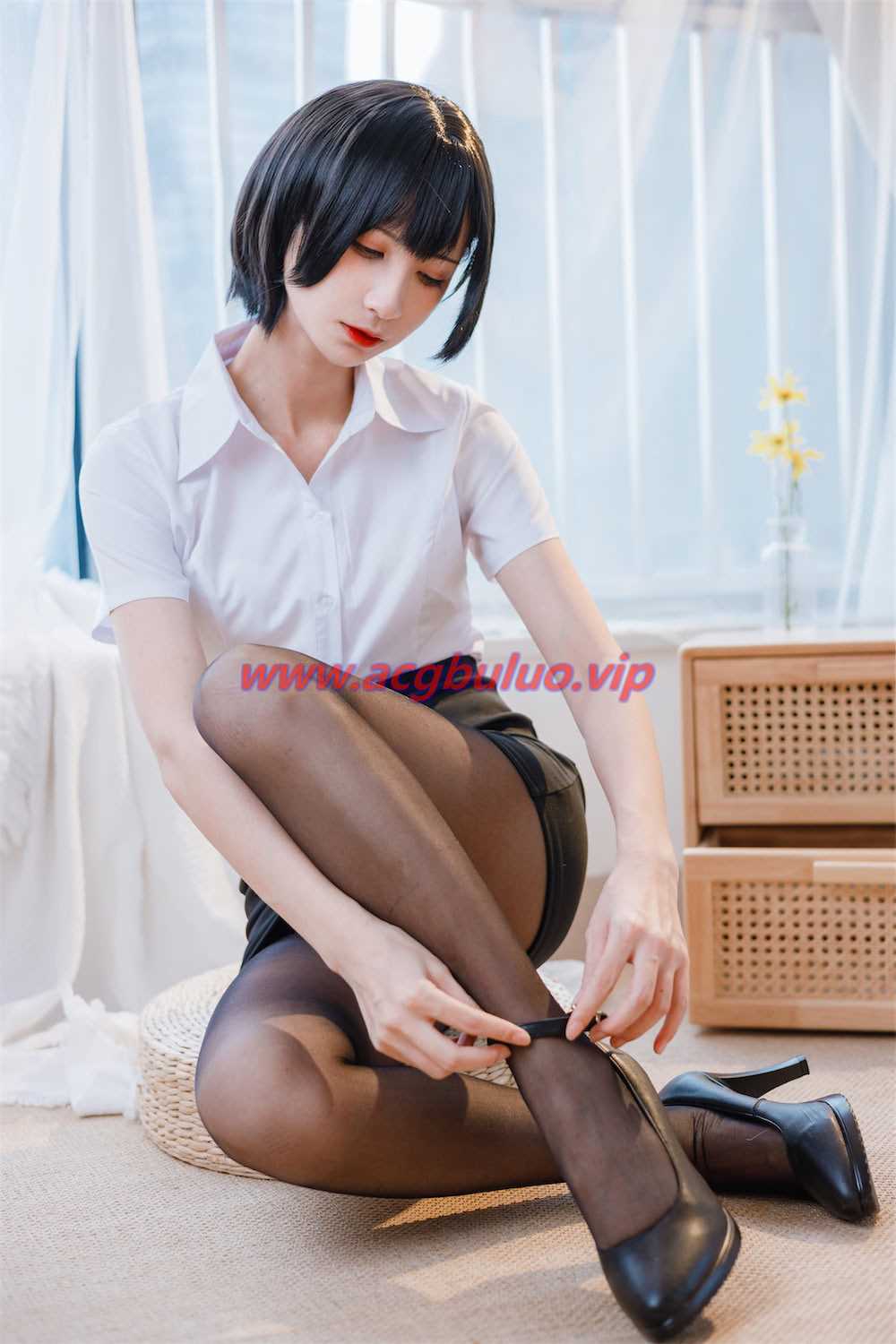 贝儿酱Miki黑丝OL装31图(天津格林国际幼儿园学费)插图1