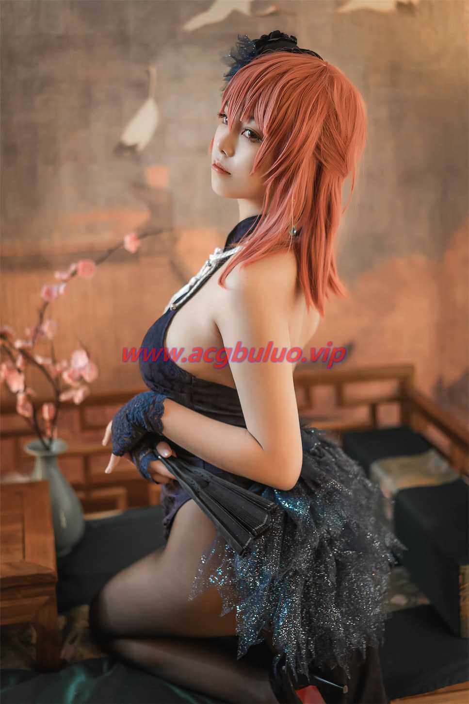 蜜汁猫裘黑太子旗袍40图(蜜汁猫裘真名)插图3