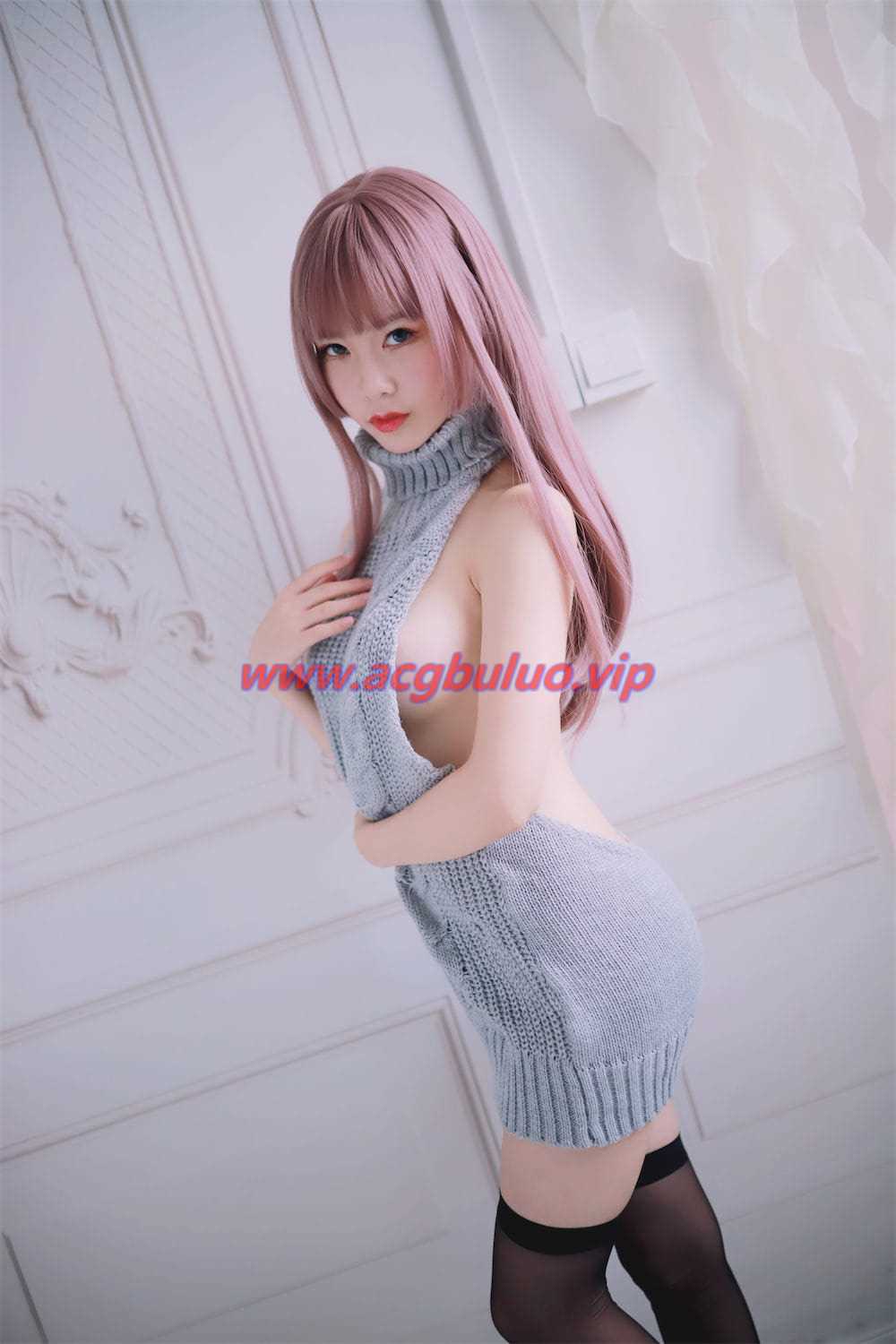 抖娘利世露背毛衣30图(抖娘利世写真作品有哪些)插图1