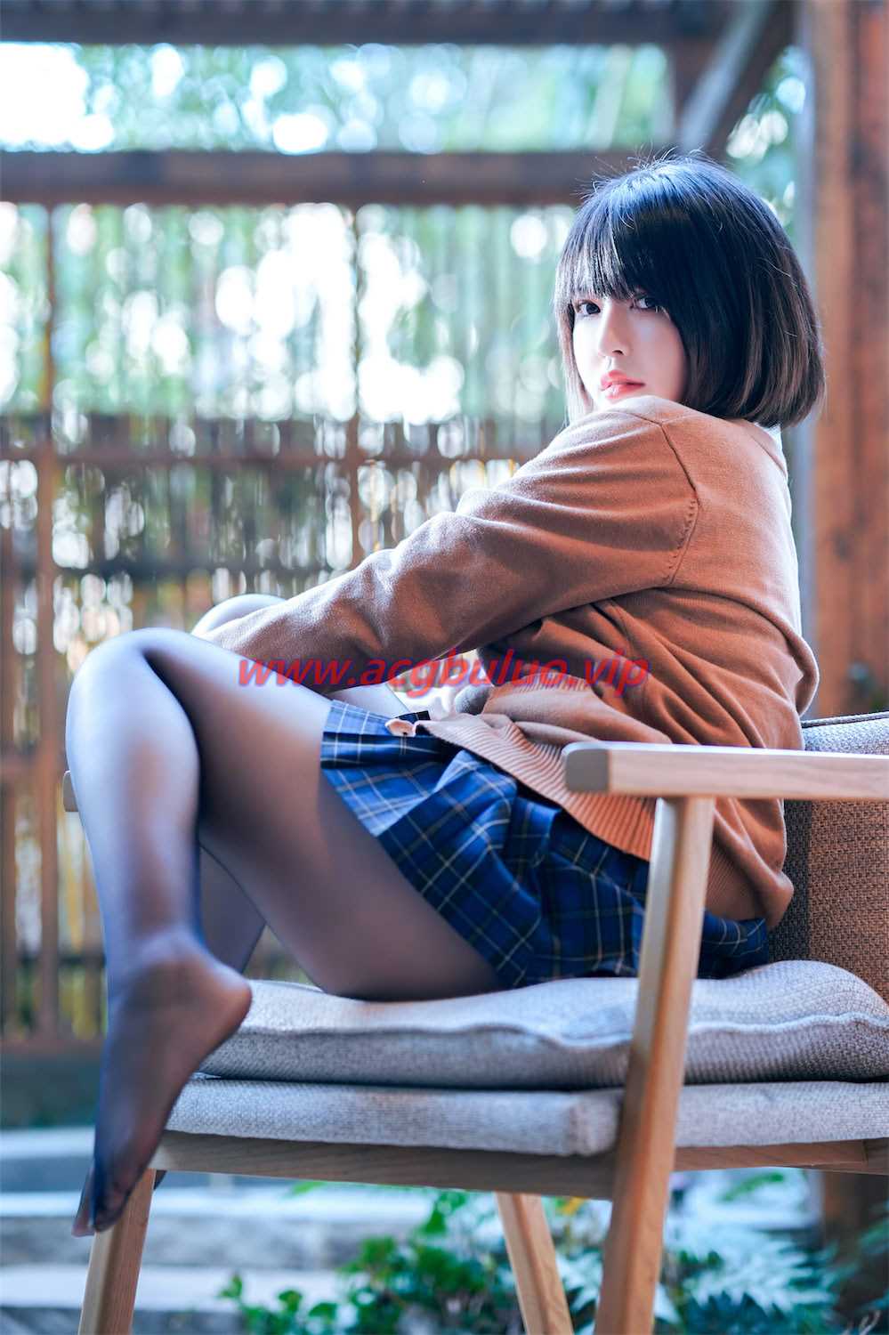半半子 彼女制服电车庭院58图(半半子的作品中的女性角色有哪些)插图6